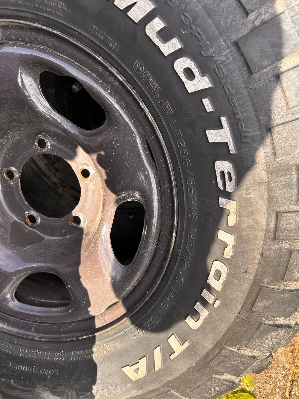 Ruw Terrein Banden met Velgen  255/85R16, Ophalen, Overige, Gebruikt, 255 mm