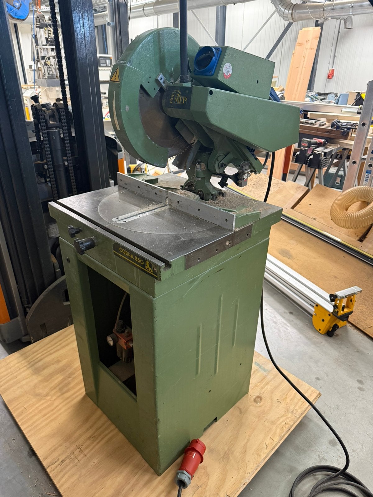 MEP Cobra 350 afkortzaag – 380V, Doe-het-zelf en Verbouw, Gereedschap | Zaagmachines, Ophalen, 70 mm of meer, Zo goed als nieuw