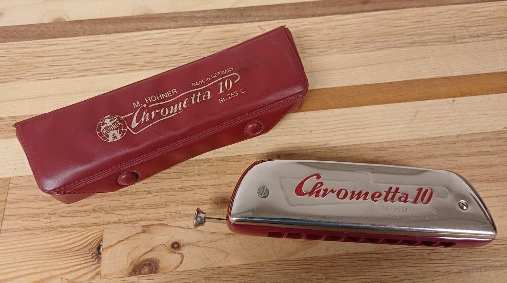 Chrometta 10 mondharmonica - M. Hohner, Muziek en Instrumenten, Blaasinstrumenten | Mondharmonica's, Gebruikt, Overige typen, Ophalen of Verzenden