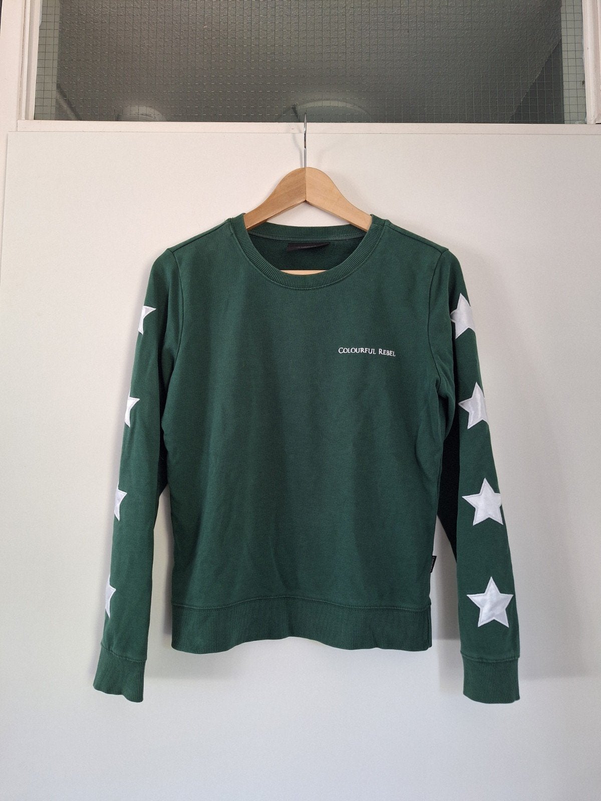 Mooi groene trui/sweatshirt van Colourful Rebel mt. XS €15,-, Colourful Rebel, Ophalen of Verzenden, Zo goed als nieuw, Maat 34 (XS) of kleiner