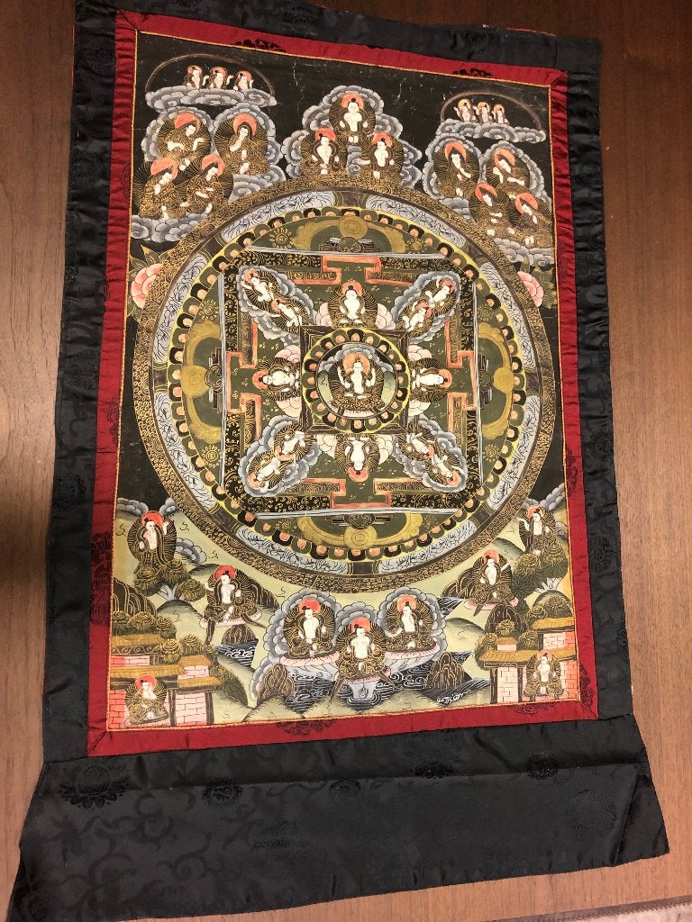 Thangka Buddha uit Tibet, 87 cm, Textiel, Versierd, Tibet