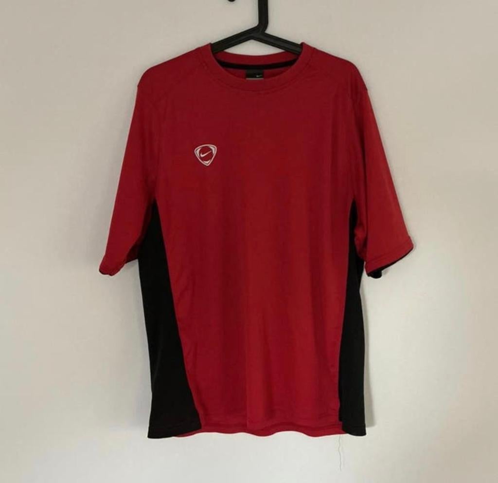 Nike sport shirt rood. XL, Maat 56/58 (XL), Ophalen of Verzenden, Zo goed als nieuw, Rood