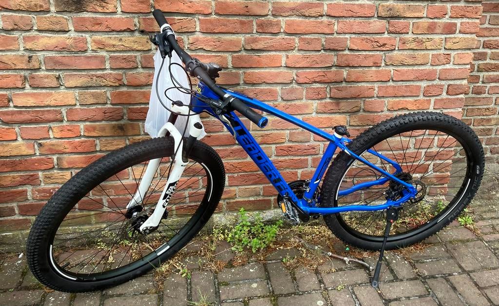 Mountainbike Leader Fox moet zadel op …en nagekeken worden, Fietsen en Brommers, Ophalen, Zo goed als nieuw, Overige merken