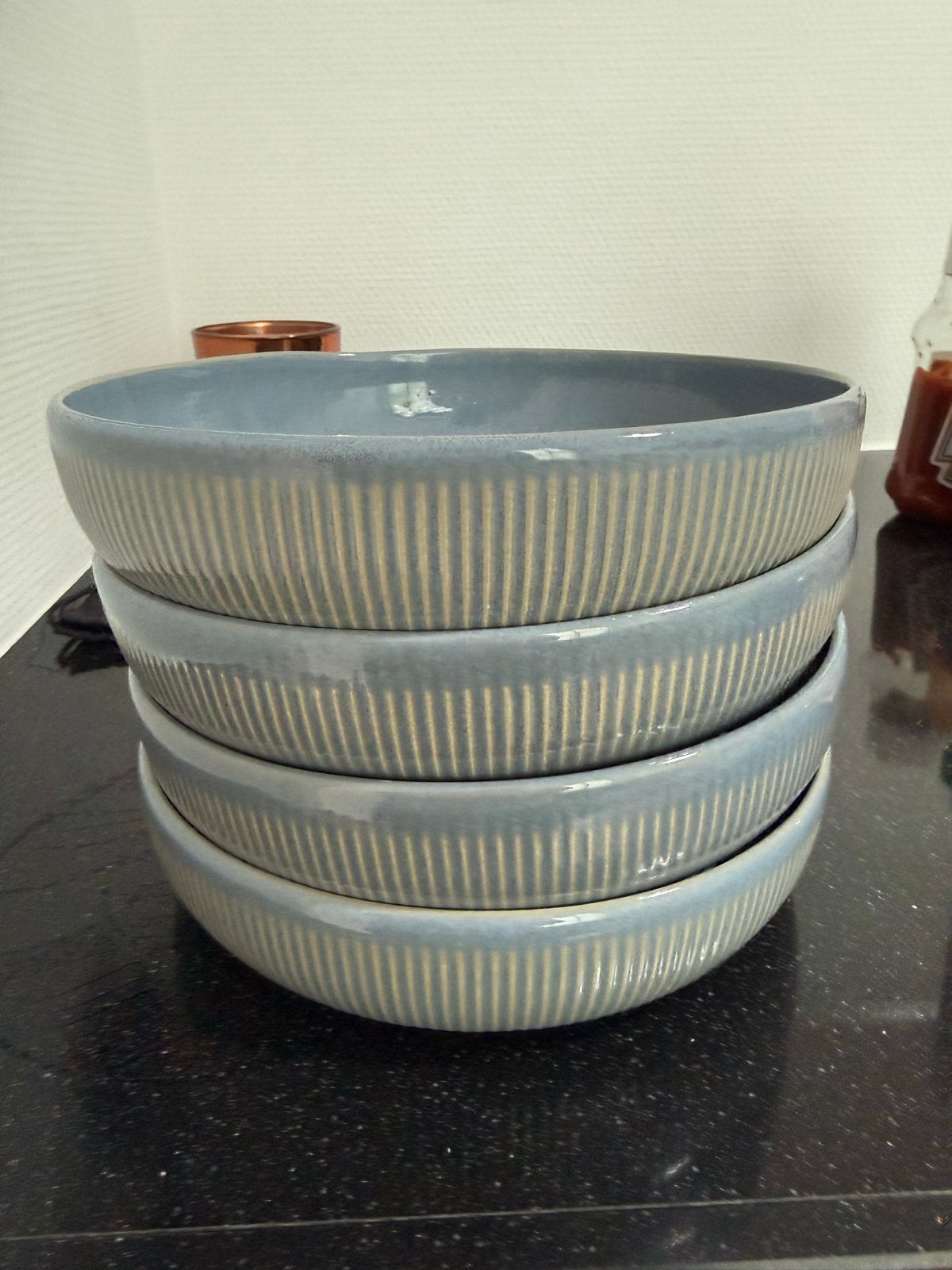 Set van 4 blauwe keramische kommen, Huis en Inrichting, Ophalen, Keramiek, Zo goed als nieuw, Kom(men)