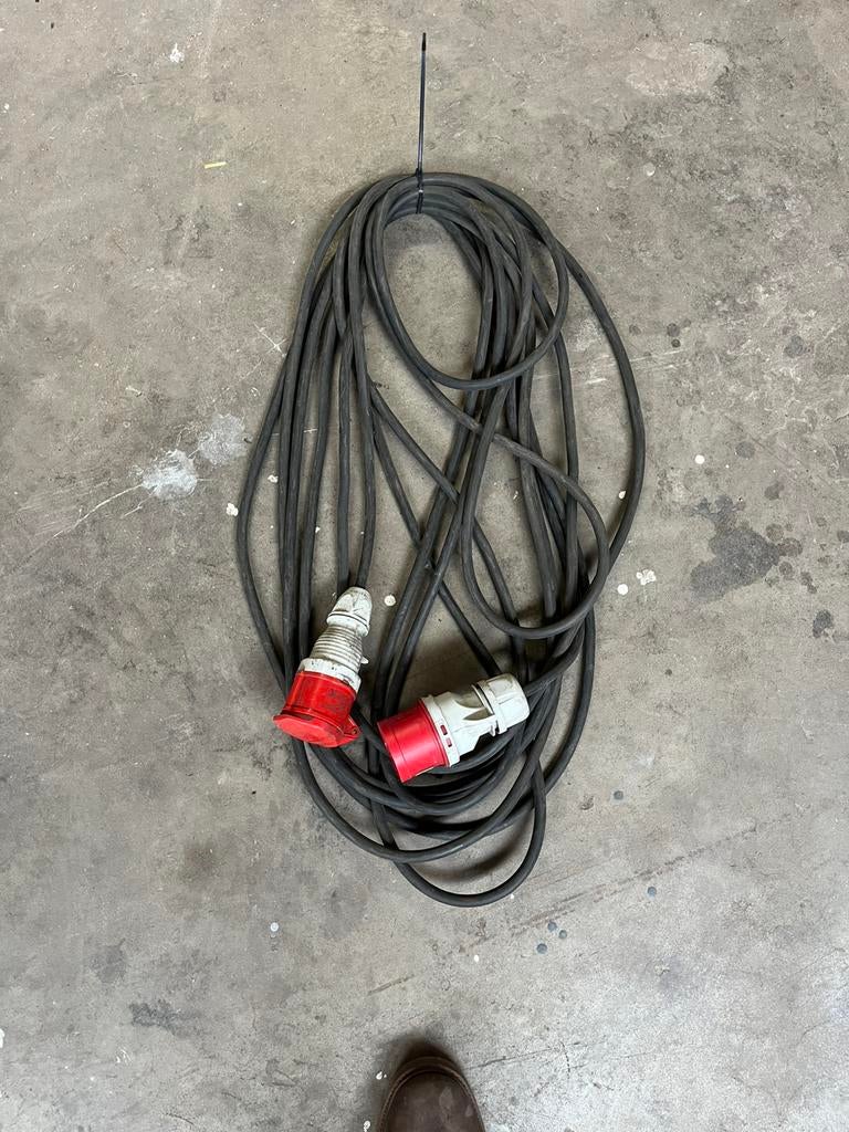 380v verlengsnoer, Doe-het-zelf en Verbouw, Elektra en Kabels, Ophalen, Zo goed als nieuw, Kabel of Snoer