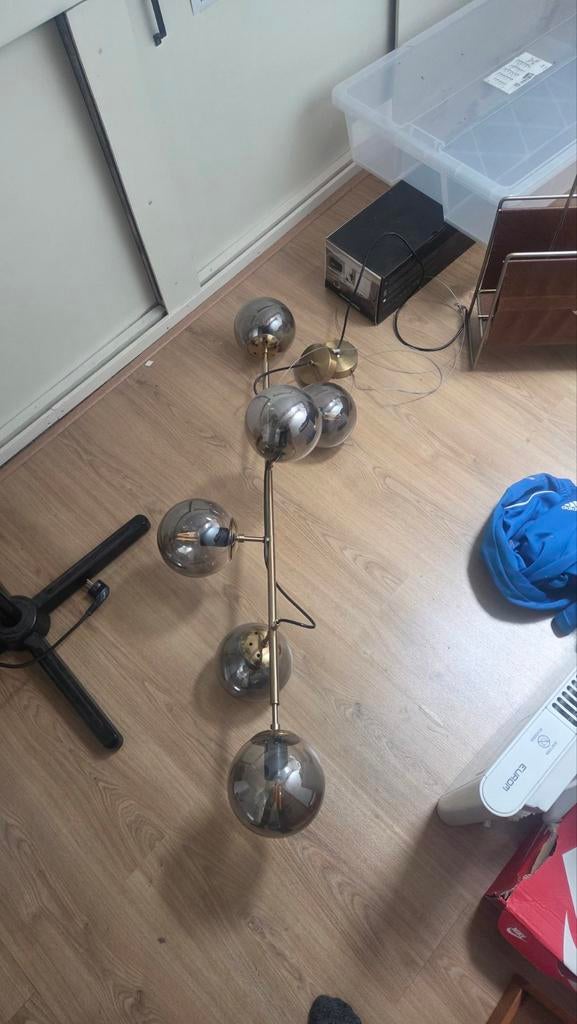 Hanglamp met glazen bollen en gouden frame, Ophalen, Gebruikt, Glas, Modern, Design