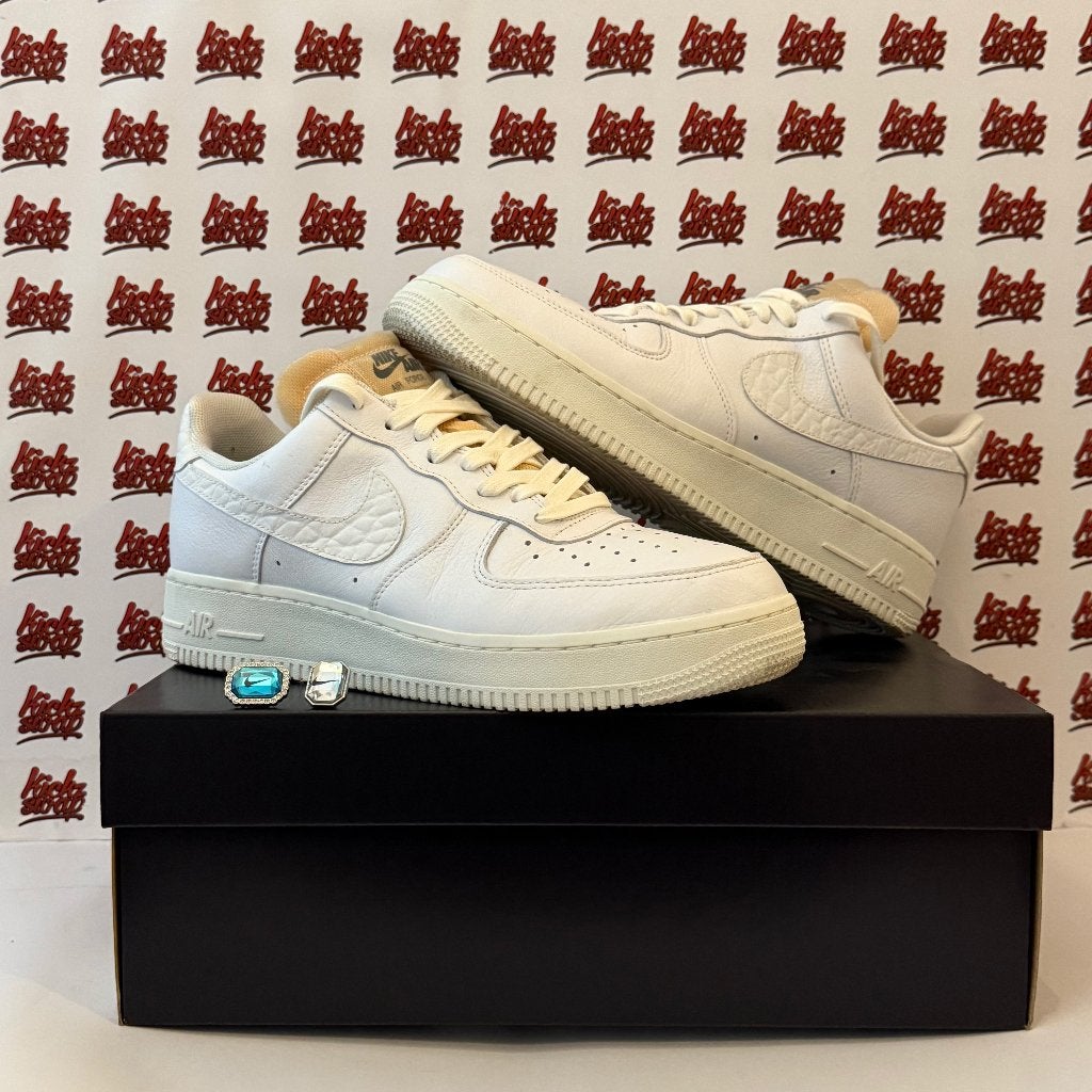 Nike Air Force 1 Low ‘07 LX | EU 42, Kleding | Heren, Schoenen, Zo goed als nieuw, Sneakers of Gympen, Wit, Ophalen of Verzenden