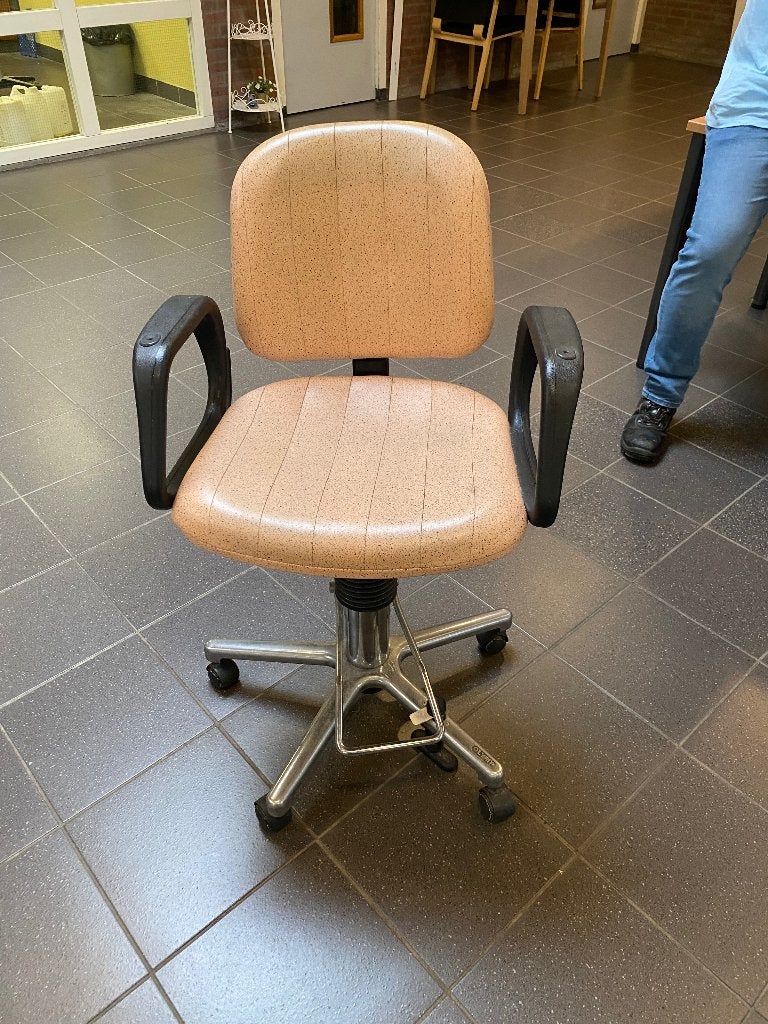 Kapperstoel, Ophalen, Overige materialen, Gebruikt, Overige kleuren