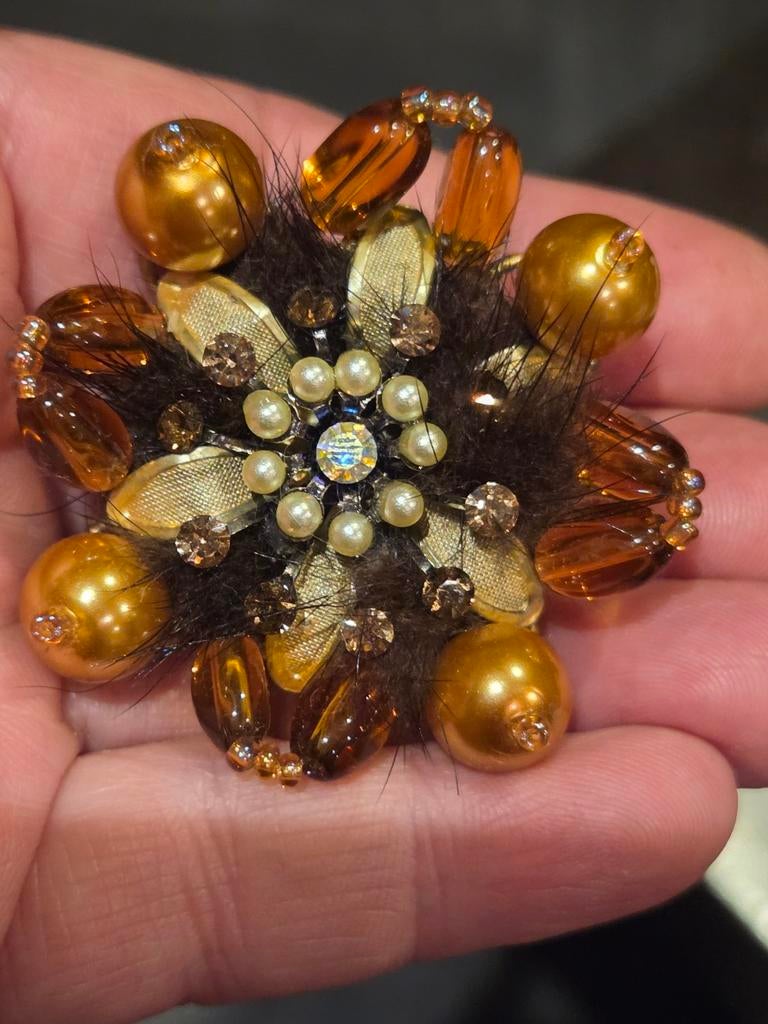 Zeer Grote Ring Maat 19 met Oranje Kralen en Bont, Sieraden, Tassen en Uiterlijk, Ringen, Met kristal, Overige materialen, 19 tot 20