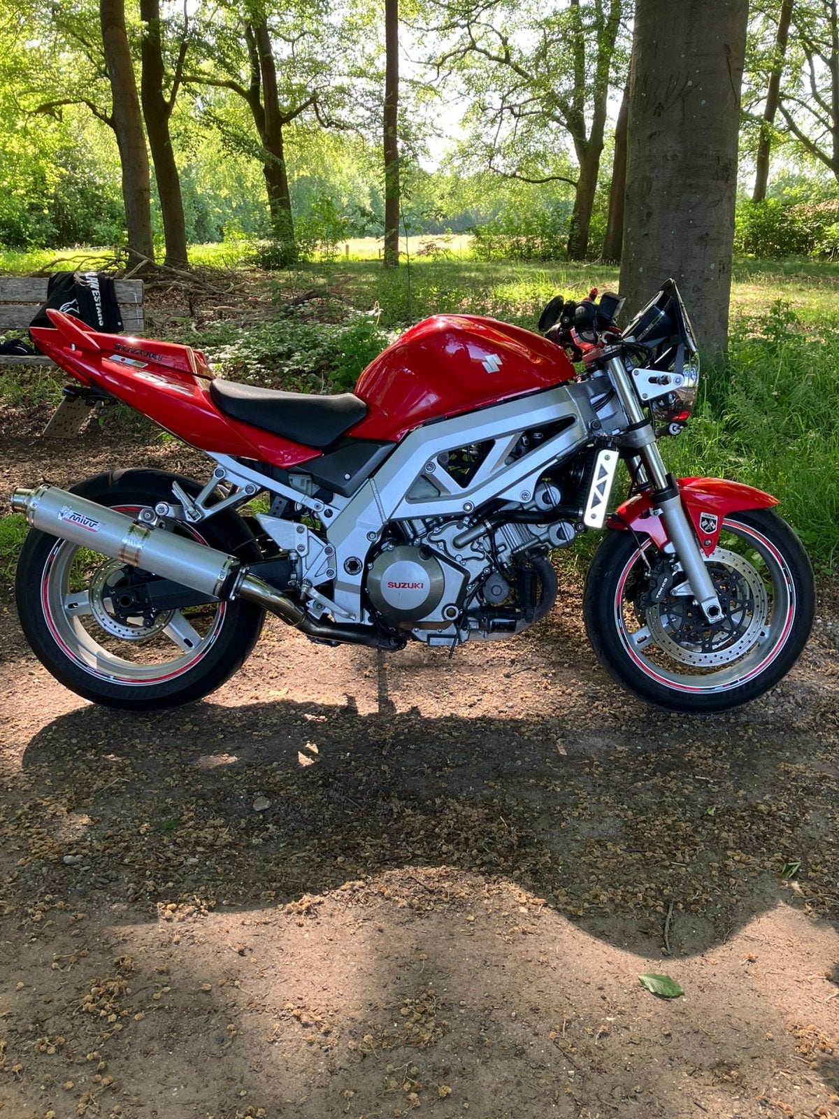 Suzuki SV 1000 n, 2 cilinders, Motorrijbewijs A, Particulier, Meer dan 35 kW