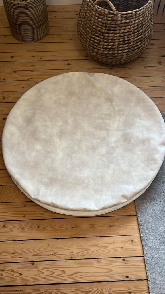 Ronde boxmatras met matrashoes - nieuwstaat, Kinderen en Baby's, Boxen, Ophalen, Zo goed als nieuw, Rond