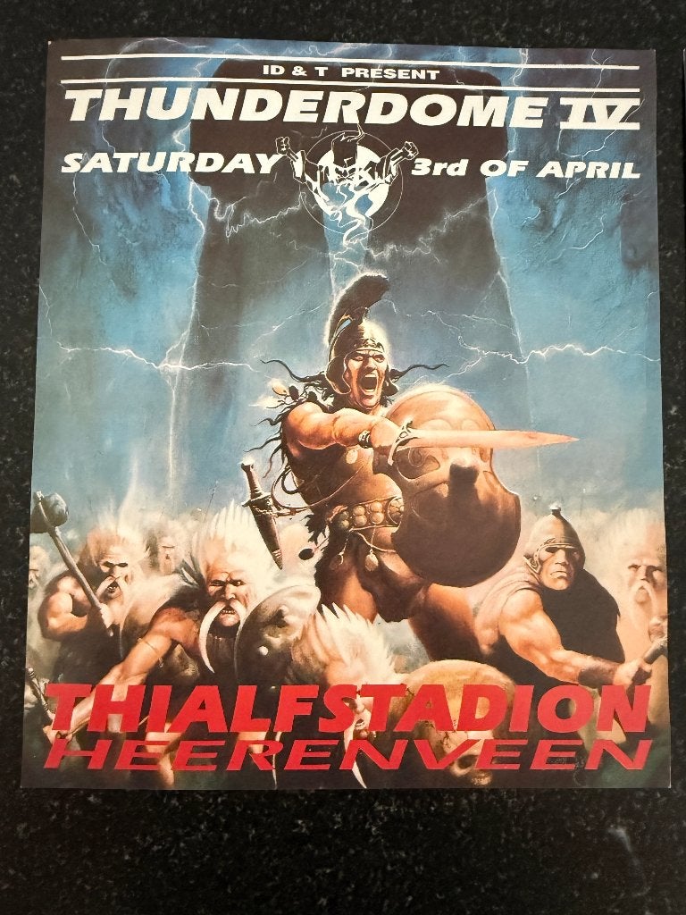 Flyers - Thunderdome IV - Heerenveen 1993 (2 flyers), Rechthoekig Staand, A4 of kleiner, Ophalen of Verzenden, Zo goed als nieuw