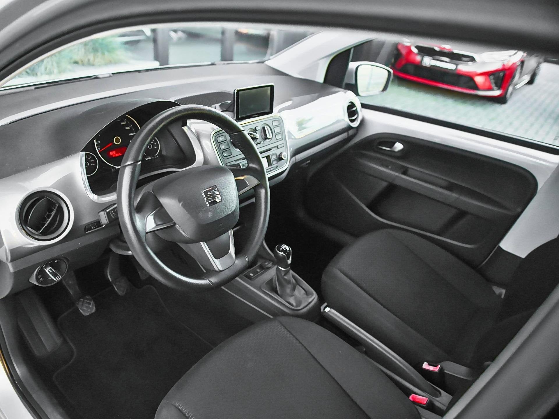 SEAT Mii 1.0 Sport Dynamic Navi Airco Stoelverwarming, Auto's, Voorwielaandrijving, Euro 5, Stof, Gebruikt