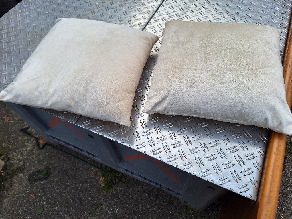 2 beige kussens, Ophalen, Overige merken, Beige, Vierkant