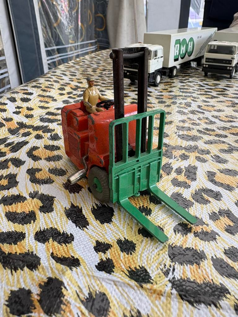 vintage Dinky Toys Coventry Climax Fork Lift Truck jaren 50, Ophalen of Verzenden, Zo goed als nieuw, Transportkar