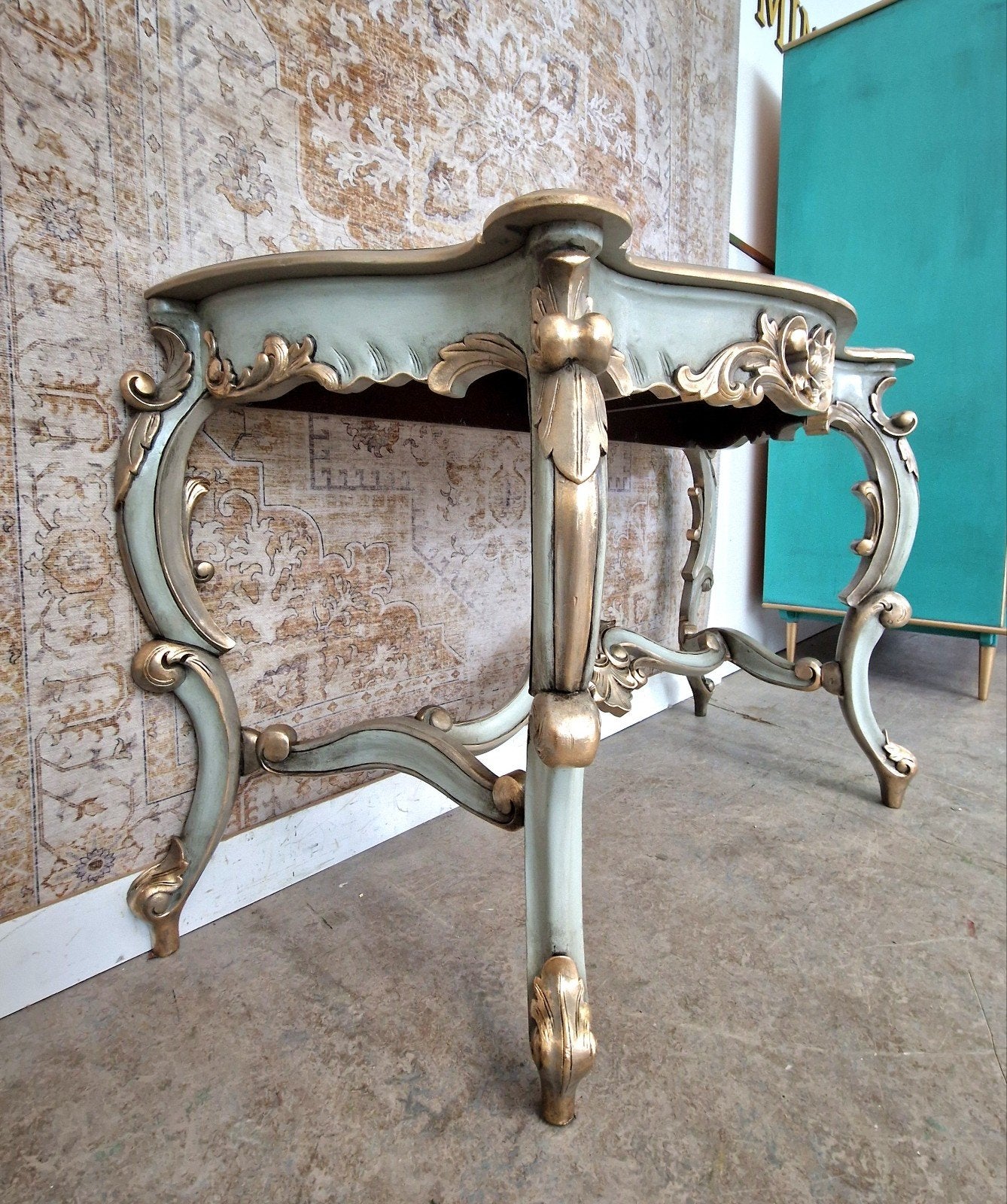 Echt unieke handbeschilderde sidetable/ Barok wandtafel, Donyavimin@gmail.com, Mina Donyavi Meubels, Ophalen of Verzenden, Zo goed als nieuw