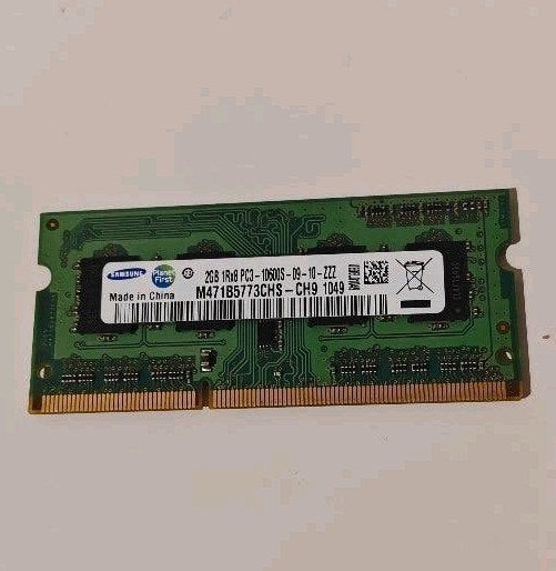 2GB laptop RAM geheugen Samsung PC3 - DDR3 (nooit gebruikt), Computers en Software, RAM geheugen, DDR3, Ophalen of Verzenden, Zo goed als nieuw