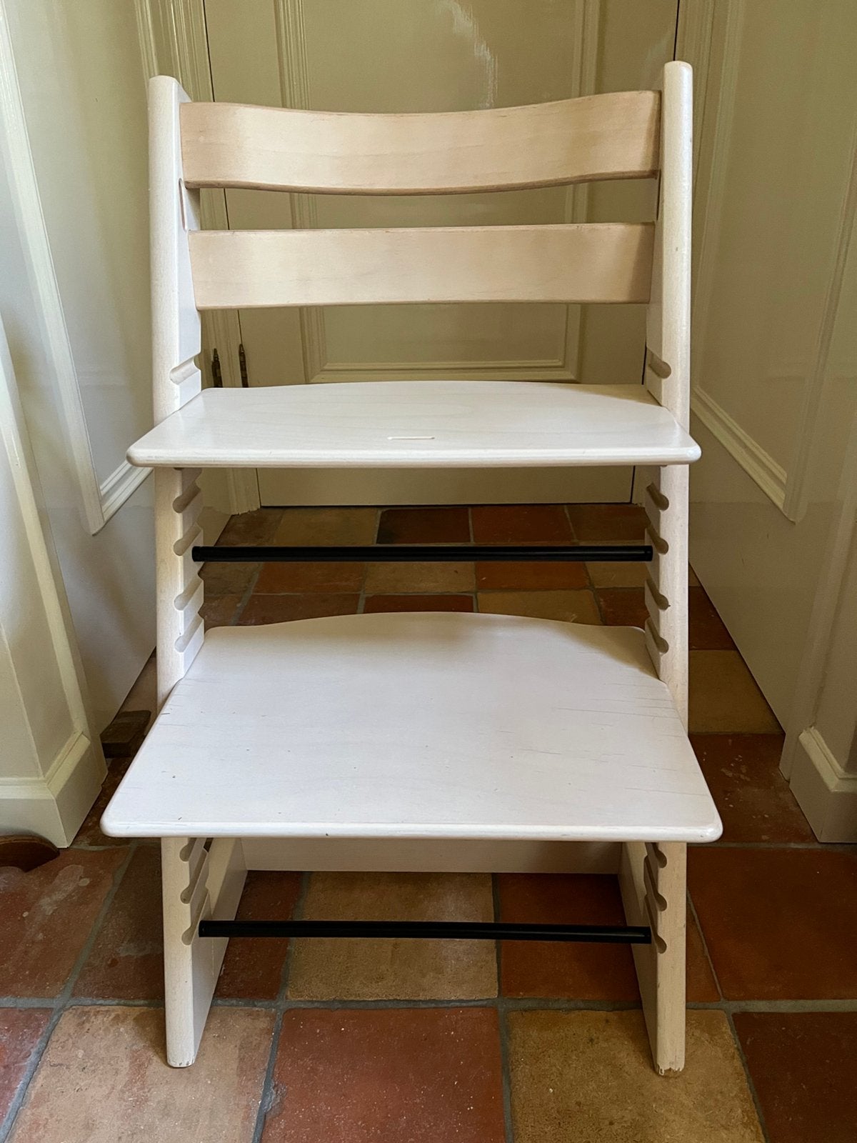 Stokke tripp trapp kinderstoel off white, Ophalen, Zo goed als nieuw, Meegroeistoel