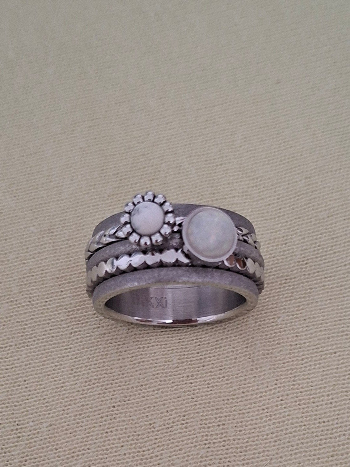 XXXI ring, 18 tot 19, IJzer of Staal, Ophalen of Verzenden, Zo goed als nieuw