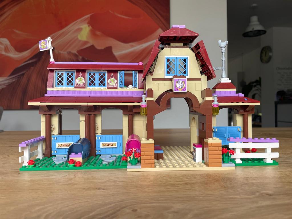 Lego friends paardenmanege, Kinderen en Baby's, Speelgoed | Duplo en Lego, Lego, Friends, Ophalen of Verzenden, Zo goed als nieuw