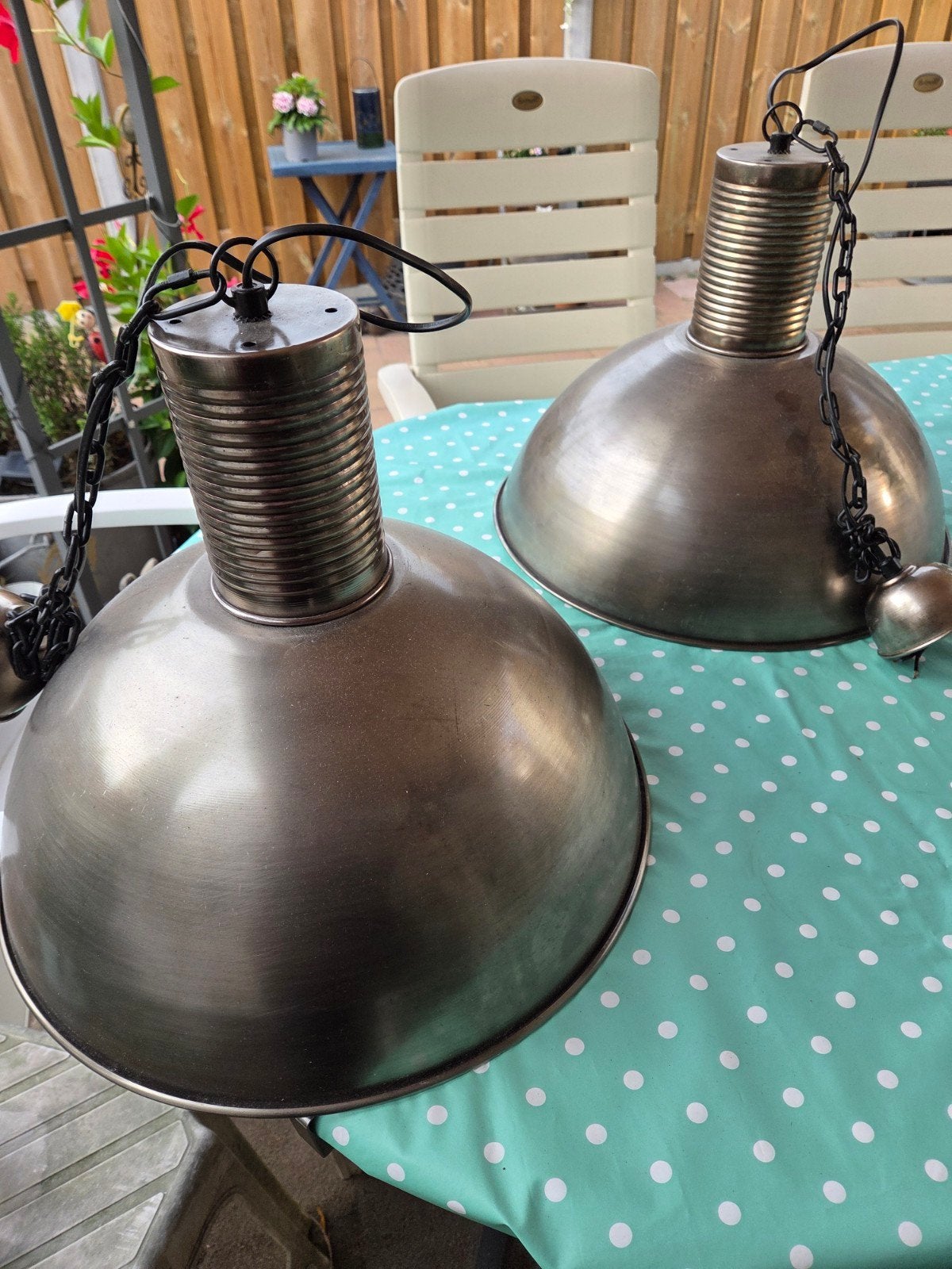 2 industriele hanglampen, Ophalen