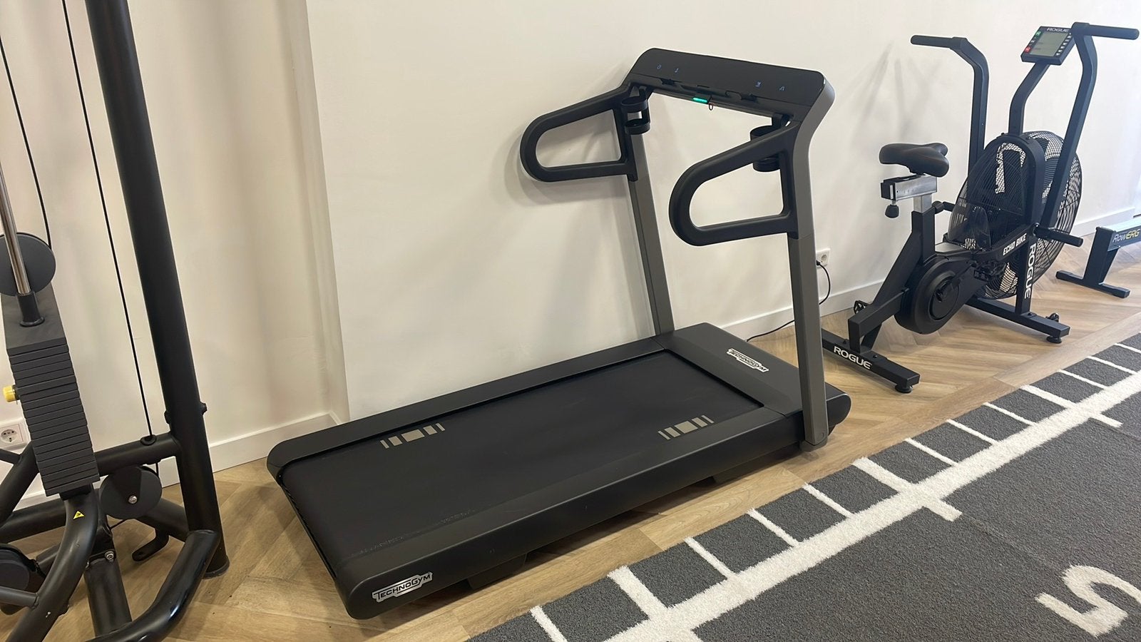 Technogym MyRun Loopband - Perfecte Staat, Ophalen, Zo goed als nieuw, Metaal, Loopband