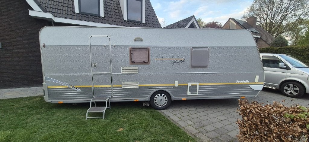 Uniek ! Dethleffs, 7P, 3P stapelbed,  Airco, Mover, Voortent, Caravans en Kamperen, Rondzit, Luifel, 7 tot 8 meter, Particulier