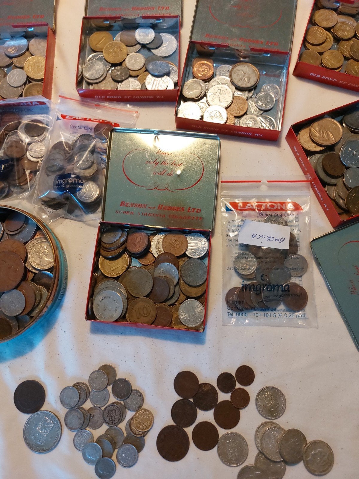 Grote collectie diverse munten in blikken en zakjes, Ophalen, Overige typen