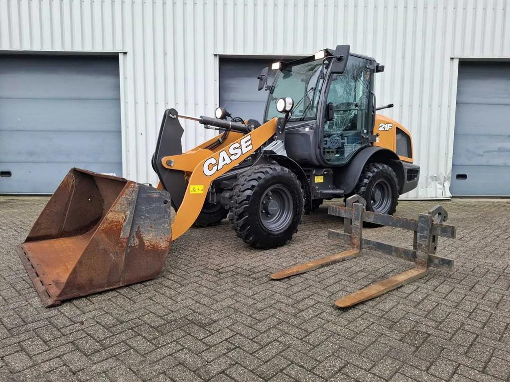 Case CASE 21F Graafmachine - 03Y-YXG (bj 2023), Graafmachine