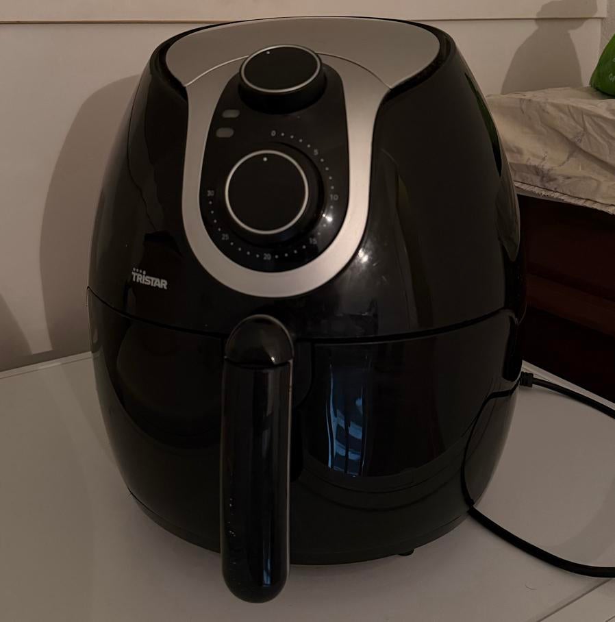 Tristar Airfryer - Compact en Gebruiksvriendelijk, Ophalen of Verzenden, Zo goed als nieuw, Airfryer, Minder dan 750 gram