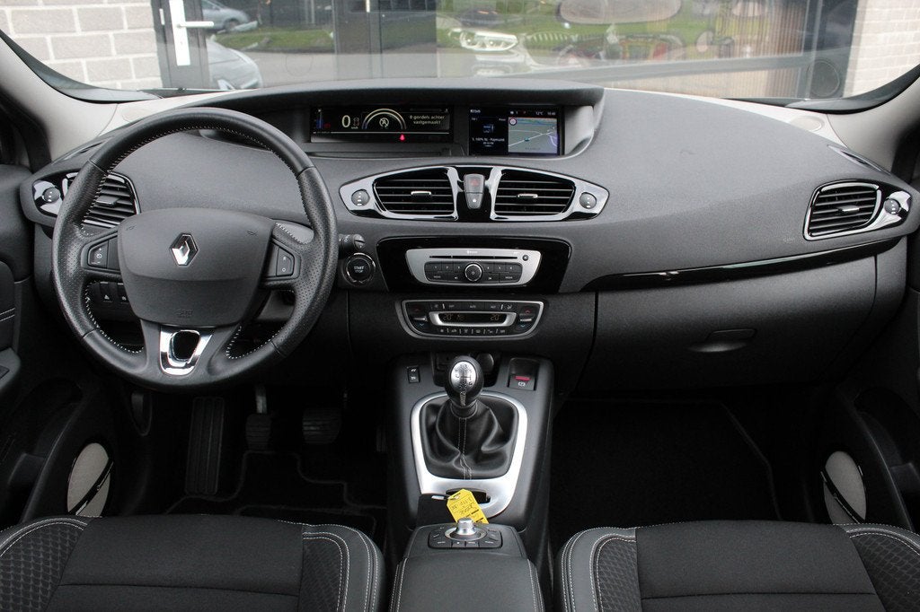 Renault Grand Scénic 1.2 TCe Bose / Keyless / Trekhaak / Ca, Auto's, Renault, Voorwielaandrijving, Euro 5, Stof, Gebruikt
