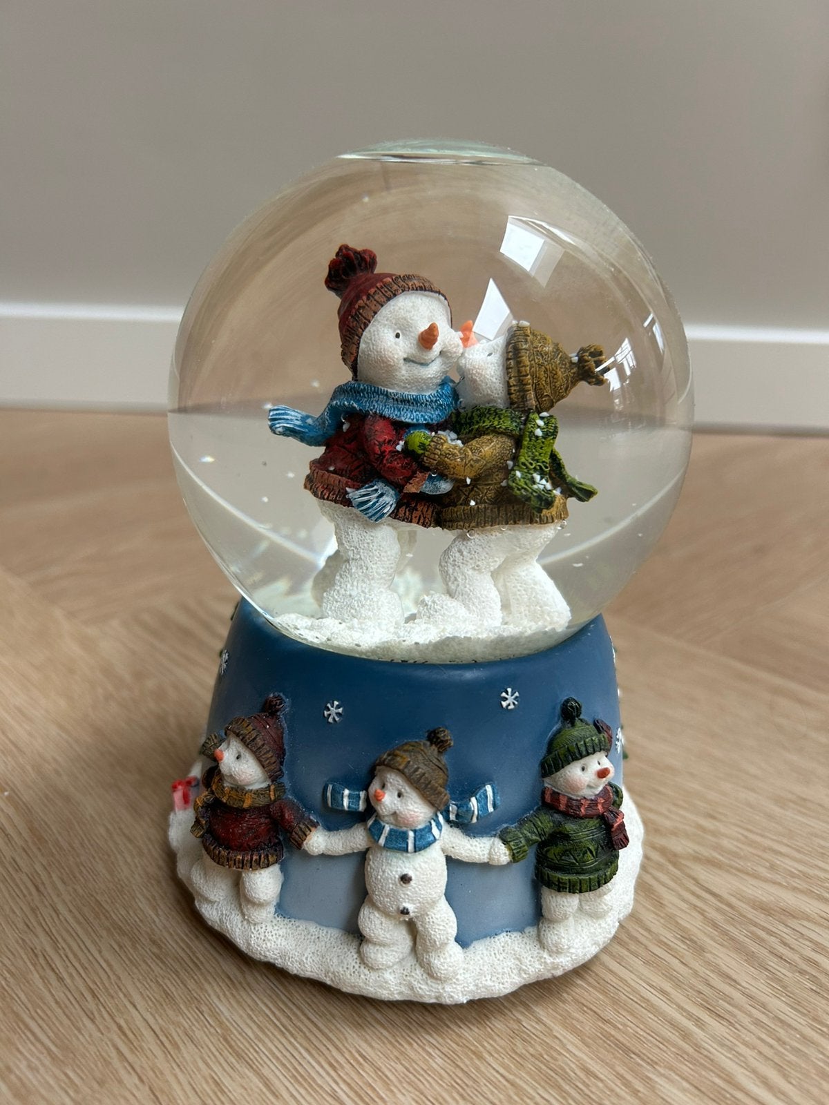 Sneeuwbol, Ophalen of Verzenden, Zo goed als nieuw