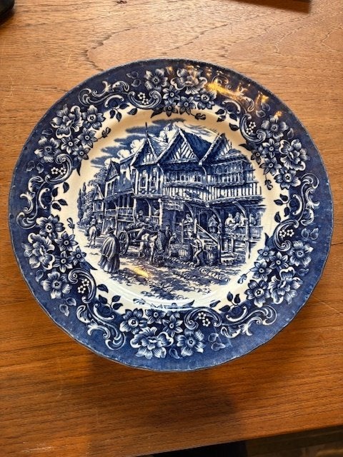 Royal Tudor bord, Ophalen of Verzenden