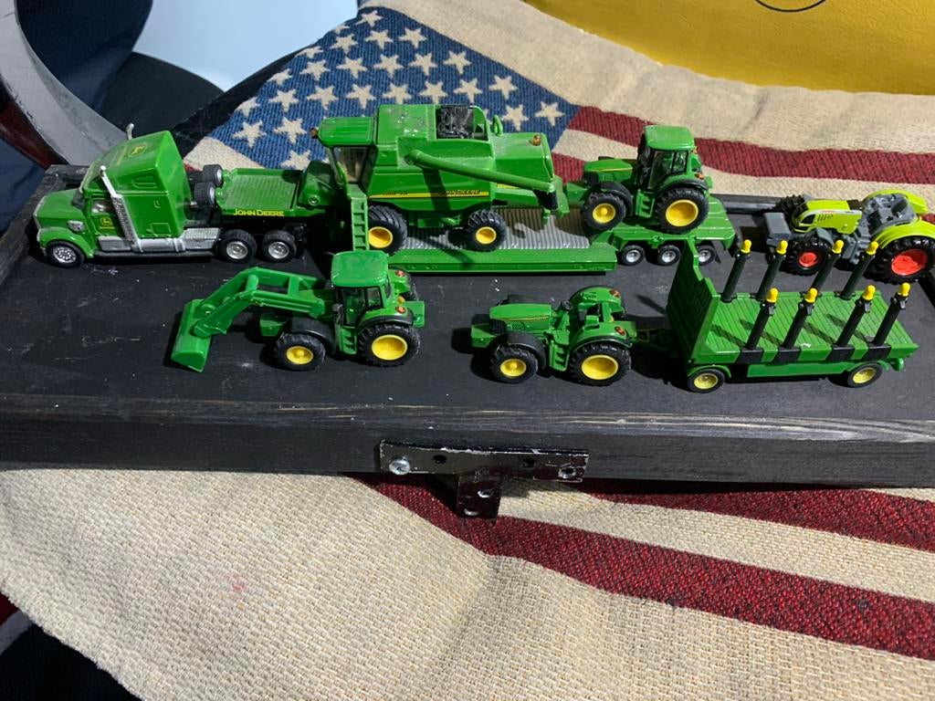 John Deere en Claas Miniatuur Voertuigen Set new state, Ophalen of Verzenden, Zo goed als nieuw