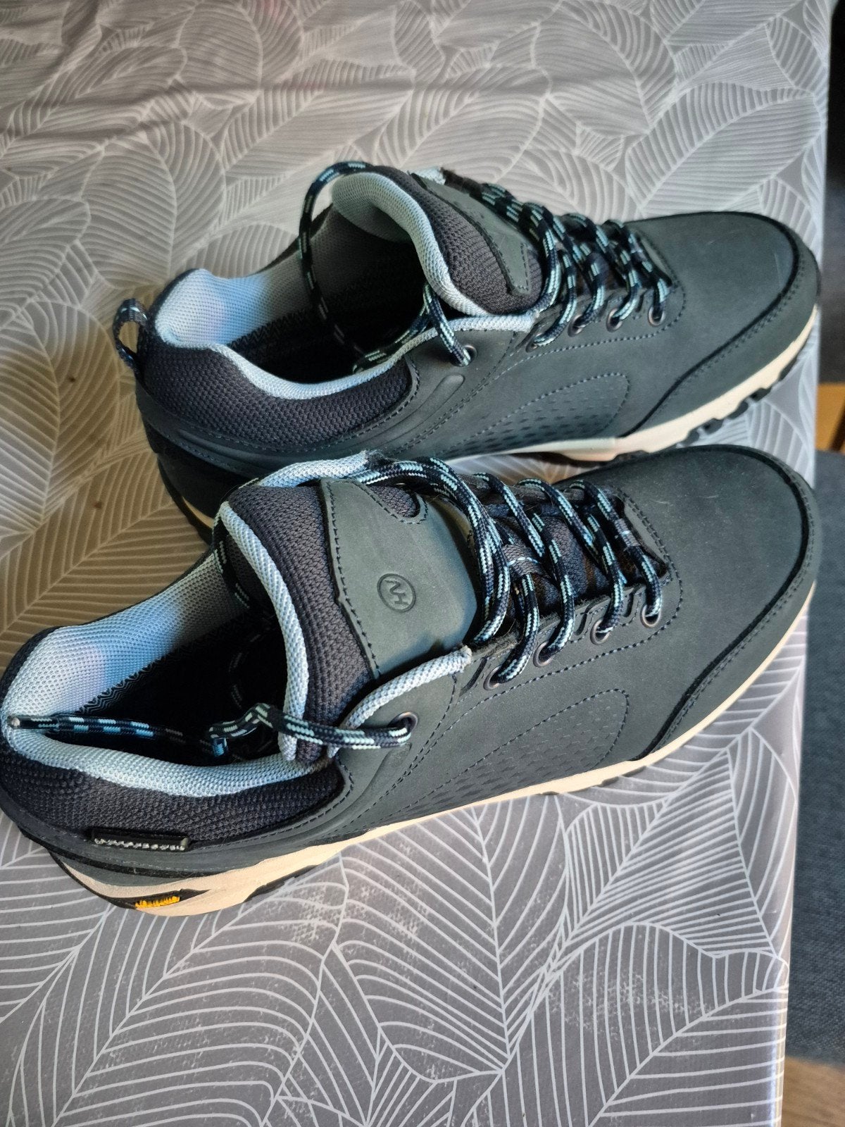 Te koop, Ophalen of Verzenden, Zo goed als nieuw, Schoenen