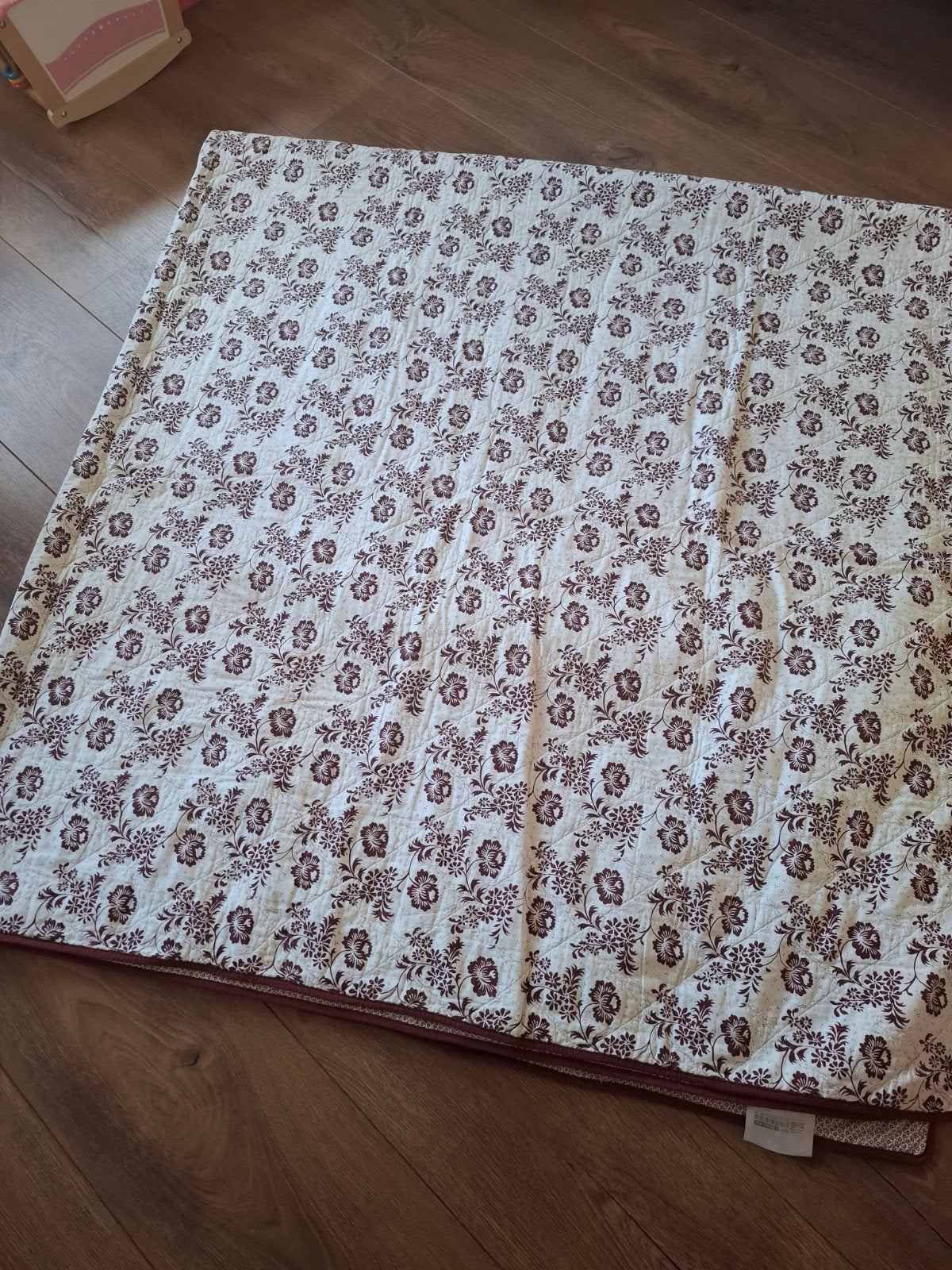 Twee persoons sprei 260x 280 met 2 bijhorende kussen., Ophalen, Zo goed als nieuw, Tweepersoons