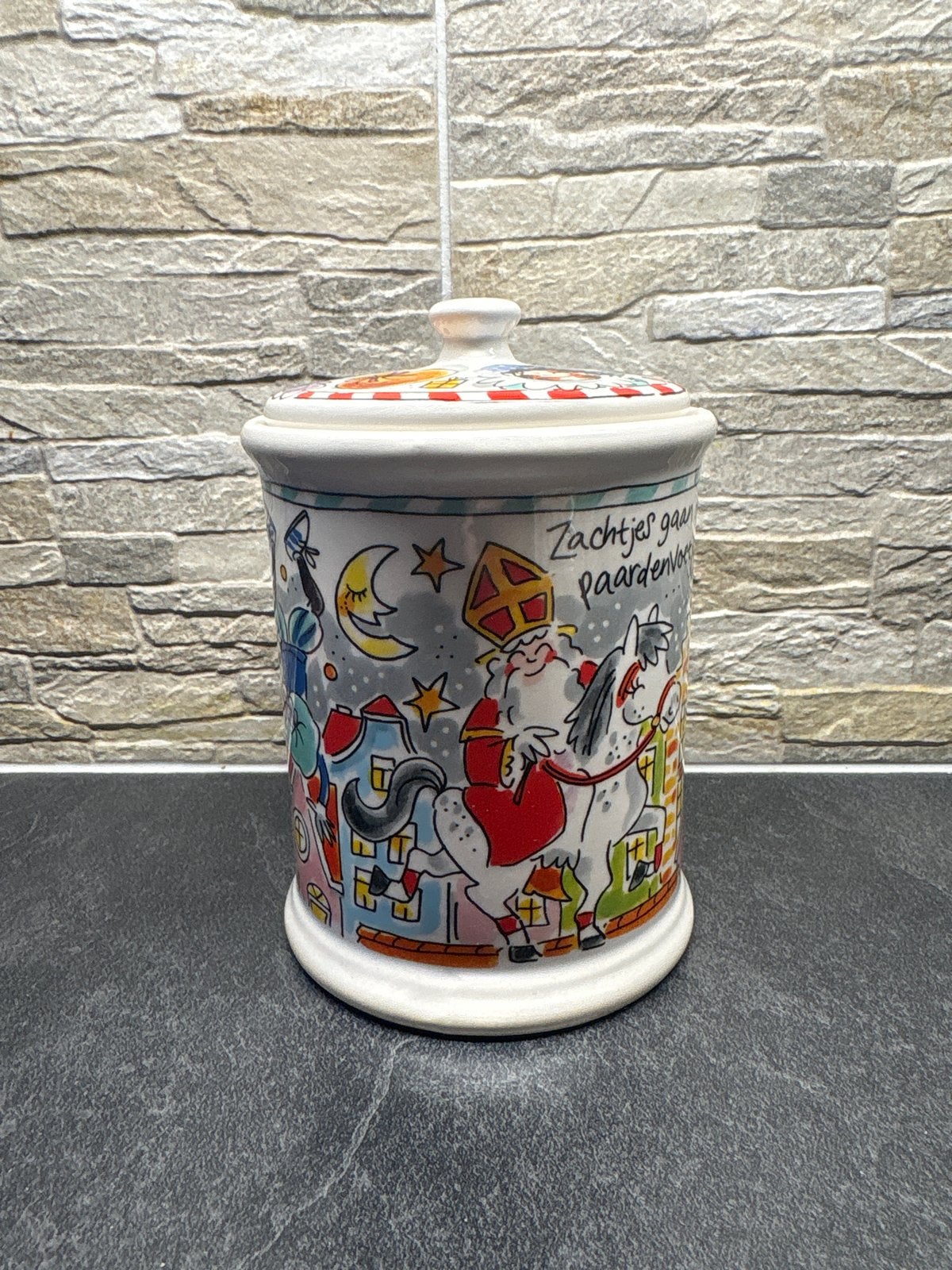 Blond amsterdam sinterklaas pot, Ophalen