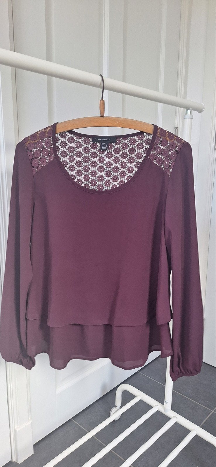 Bordeauxrode blouse met kanten details, maat S, Ophalen of Verzenden, Maat 36 (S), Rood, Onbekend