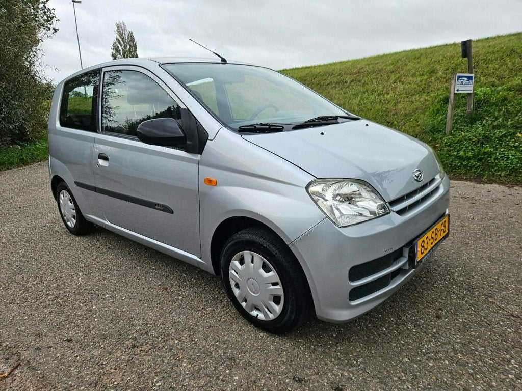 Daihatsu Cuore 1.0-12V Azure,Nieuwe APK Nette Staat, Auto's, Stof, Zwart, 18 €/maand, 4 stoelen