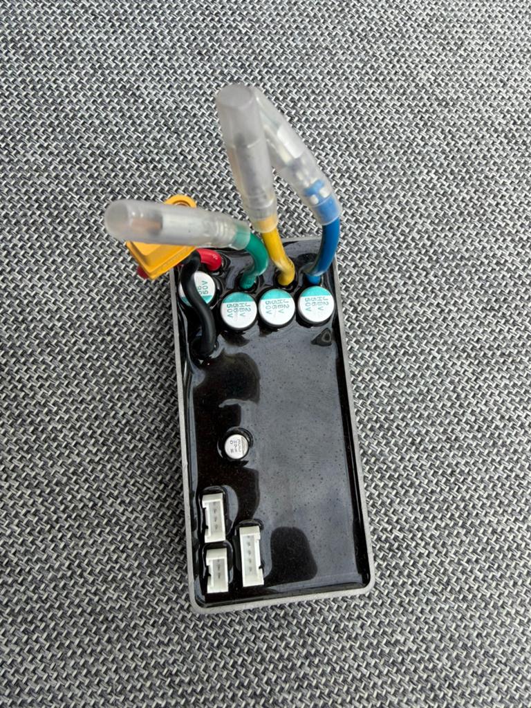 Stella Eleon Controller - 4  Maanden jong, Overige typen, Kunststof, Zo goed als nieuw, Ophalen