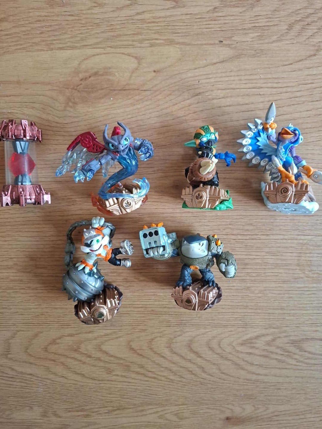 Skylanders set 5 figuren + 1 item, Ophalen of Verzenden, Zo goed als nieuw