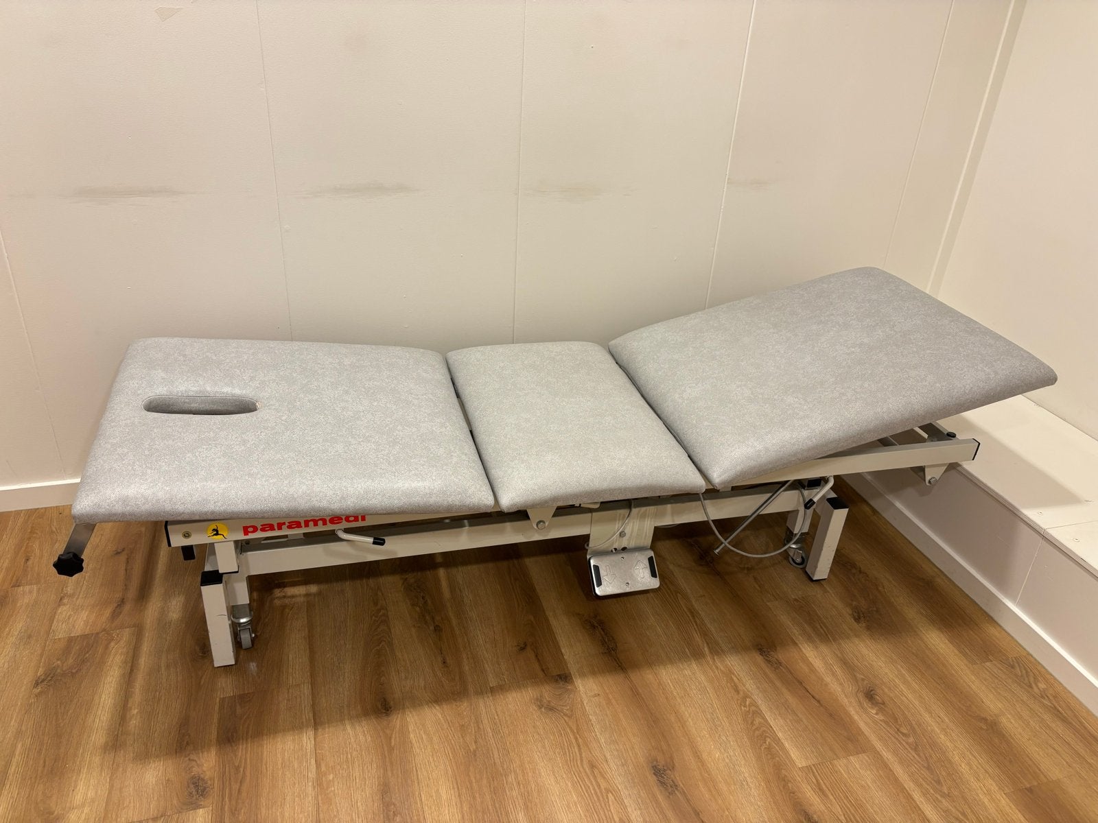 Massage tafel / onderzoeksbank, Diversen, Ophalen