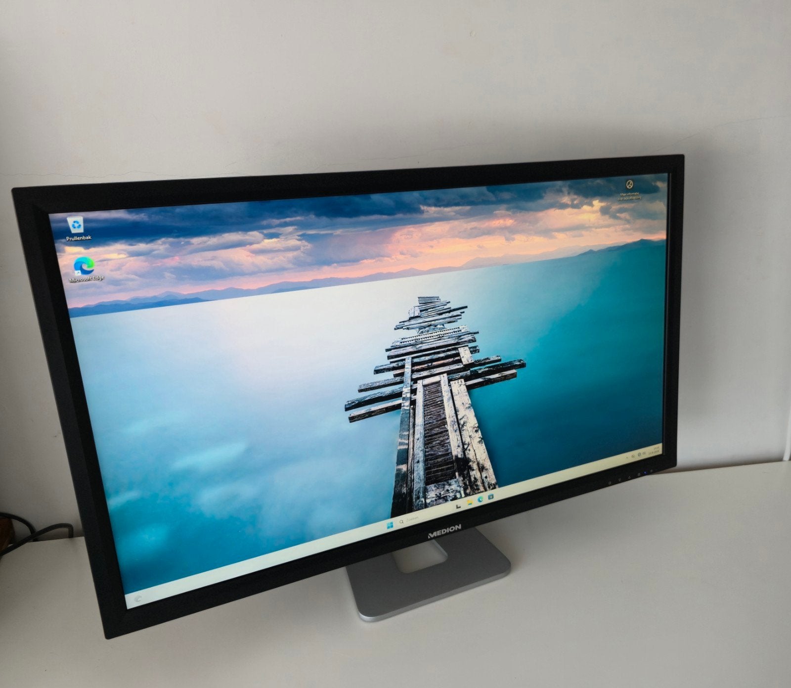 Medion 28" 4K (Gaming) Monitor – 60Hz – HDMI/DisplayPort, Ophalen, Ultra HD (4K)