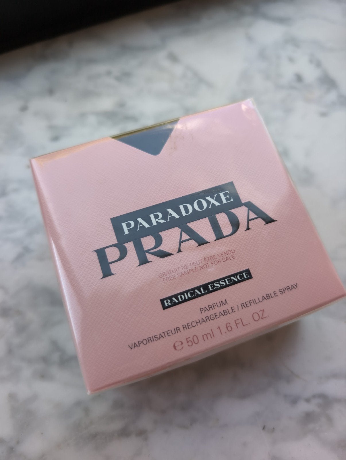 Prada Paradoxe Radical Essence Parfum 50 ml - Nieuw, Sieraden, Tassen en Uiterlijk, Verzenden, Nieuw