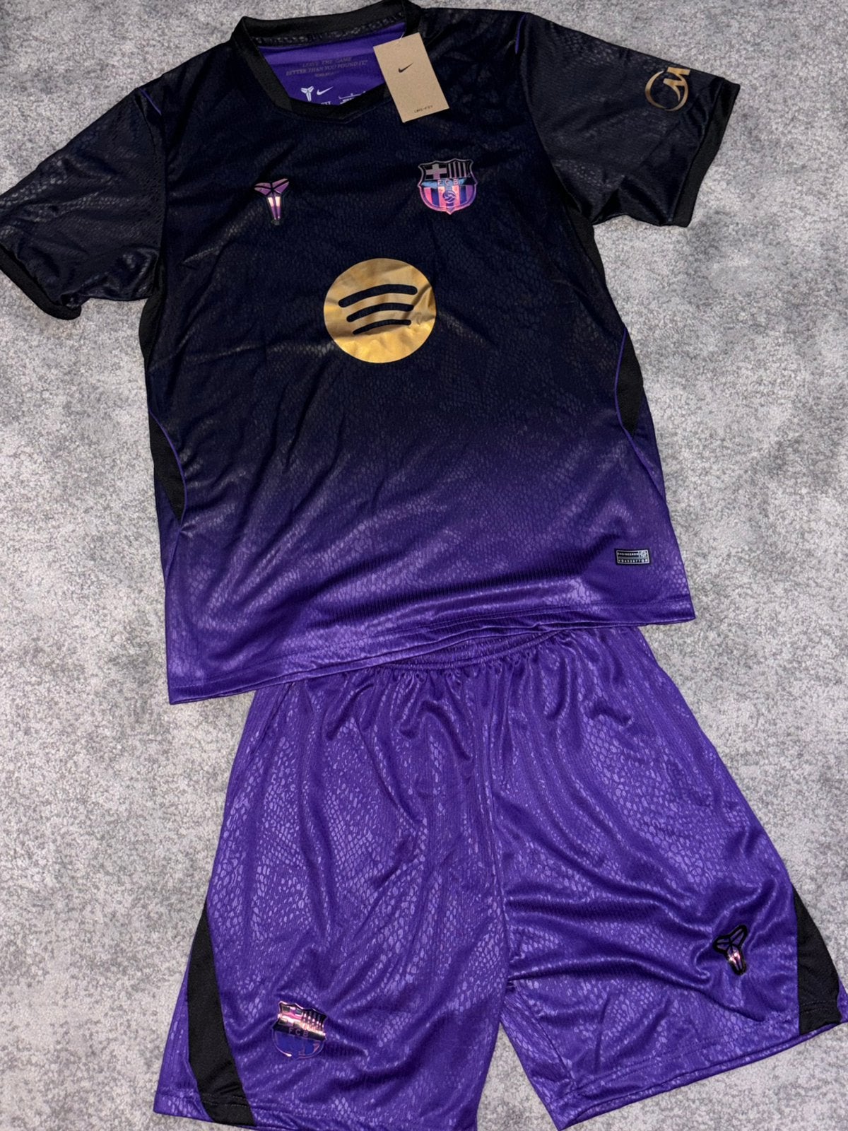 Nike x FC Barcelona x Kobe Bryant Mamba Tenue Paars / Zwart, Set, Nieuw, Maat M, Ophalen of Verzenden