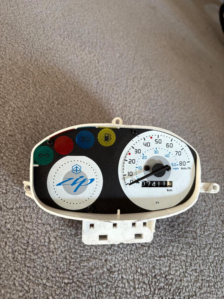 Piaggio Zip dashboard/kilometer teller, Verzenden, Gebruikt, Overige typen, Piaggio