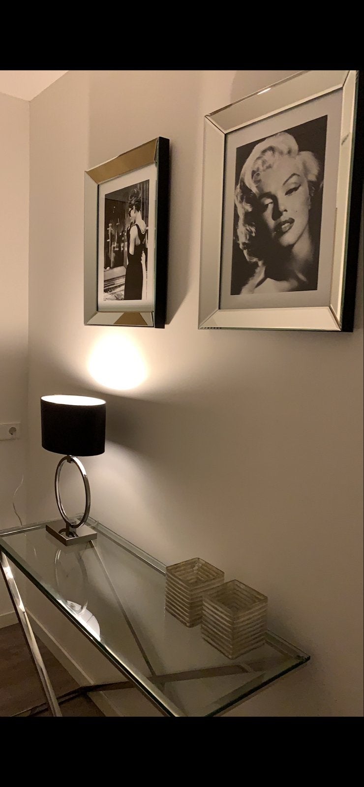Set van 2 spiegel fotolijsten met iconische afbeeldingen, Huis en Inrichting, Woonaccessoires | Lijsten, Ophalen of Verzenden
