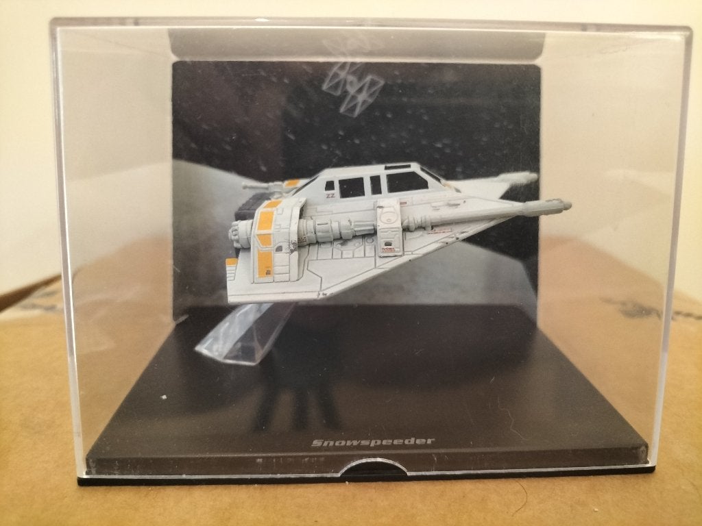 Snowspeeder, Ophalen of Verzenden, Zo goed als nieuw, Beeldje of Buste