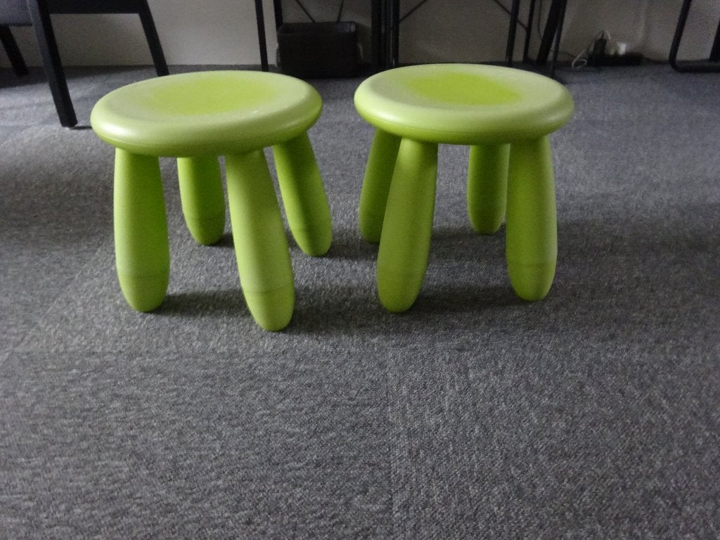 2 IKEA Mammut krukjes. Groen. GRATIS AFHALEN, Ophalen, Gebruikt, Stoel(en)