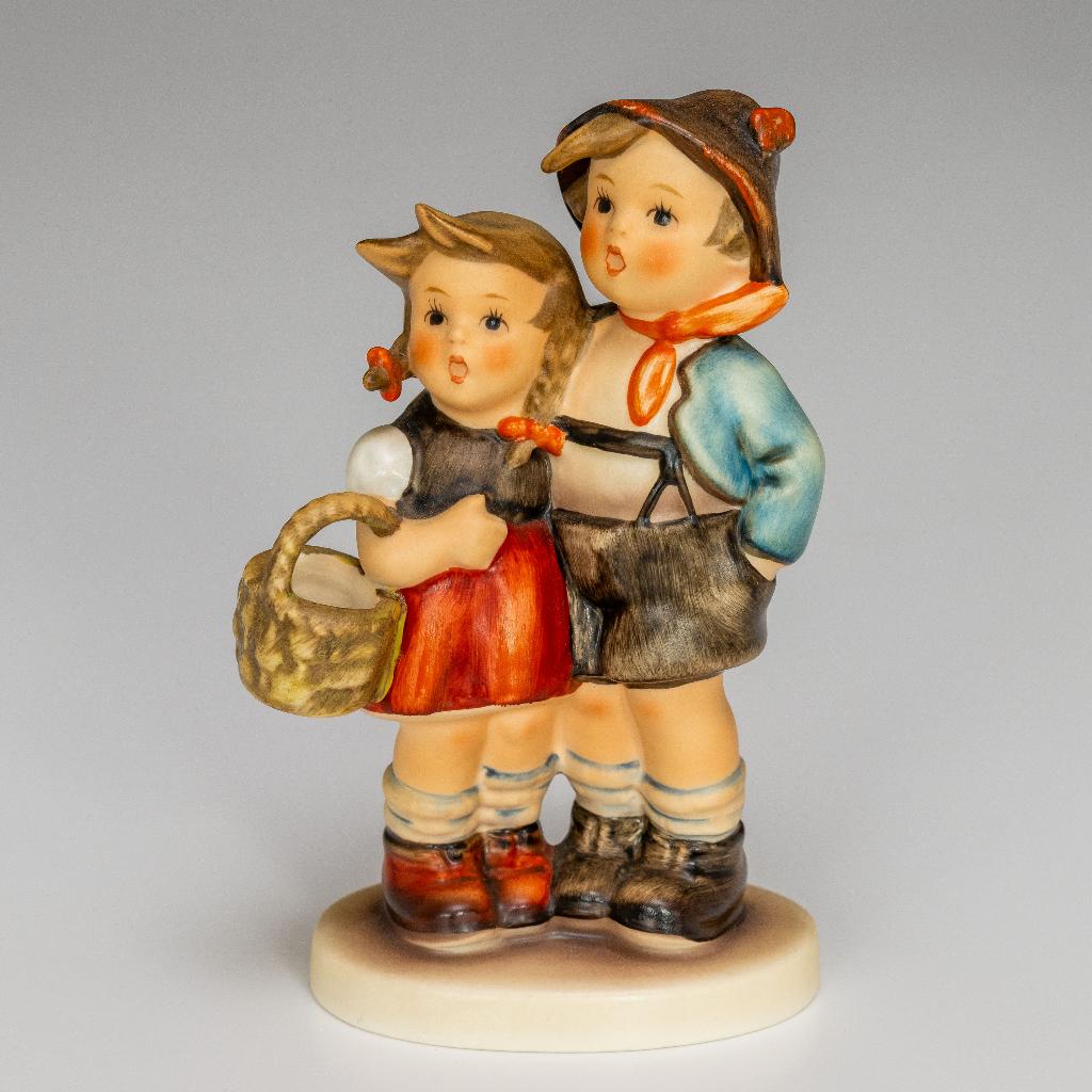 Hummel nr. 94 3/0 Hansel und Gretl - Suprise, Verzamelen, Beelden en Beeldjes, Gebruikt, Hummel, Ophalen of Verzenden